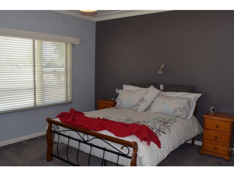 10 Anzac Road, Trafalgar VIC 3824