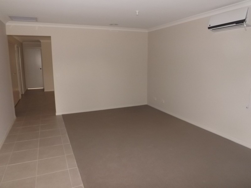 1/104 Loch Street, Yarragon VIC 3823