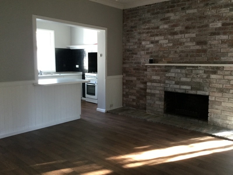 71 School road, Trafalgar VIC 3824