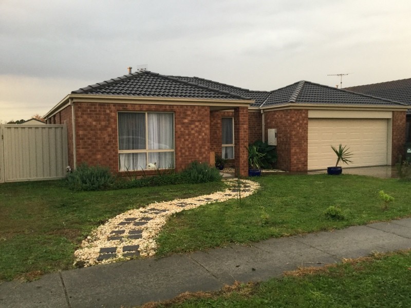 29 Vincent Boulevard, Trafalgar VIC 3824