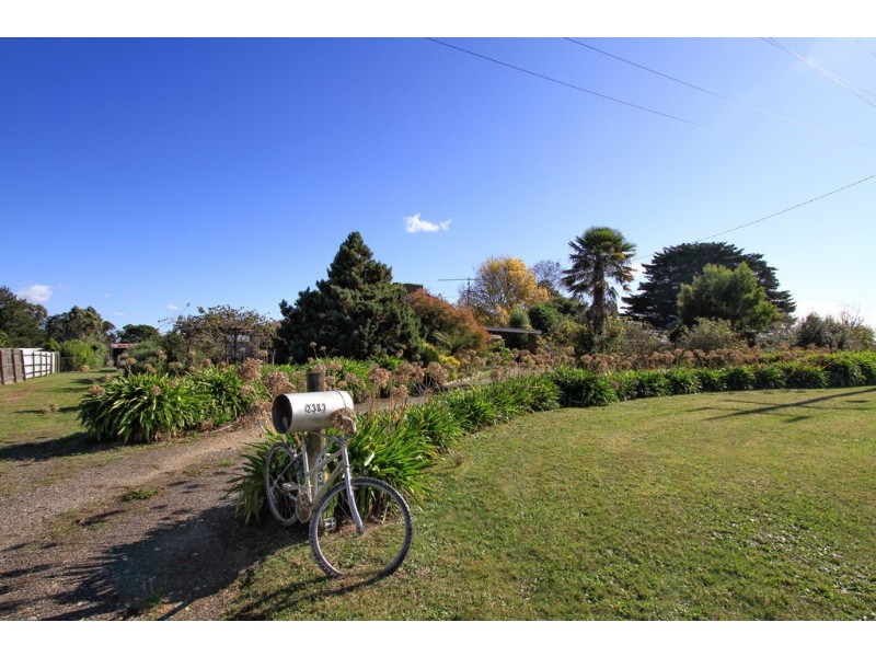 2383 Willow Grove Road, Hill End VIC 3825