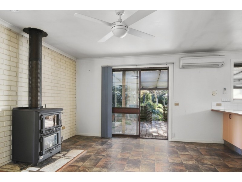 2383 Willow Grove Road, Hill End VIC 3825