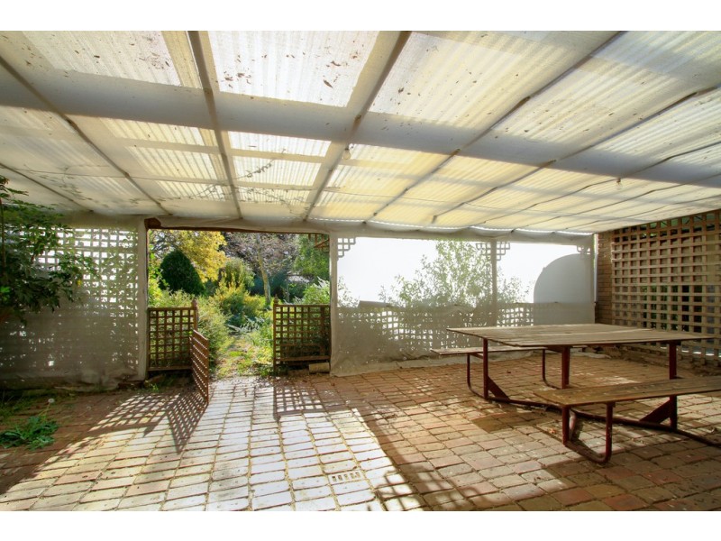 2383 Willow Grove Road, Hill End VIC 3825
