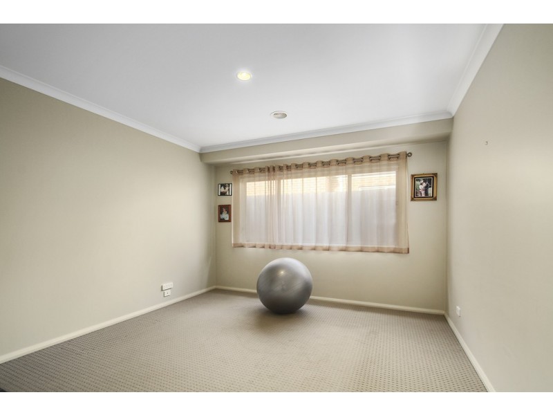 16 Fernlea Close, Trafalgar VIC 3824
