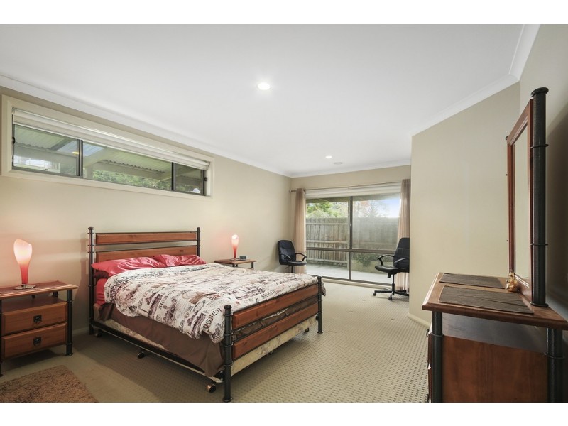 16 Fernlea Close, Trafalgar VIC 3824