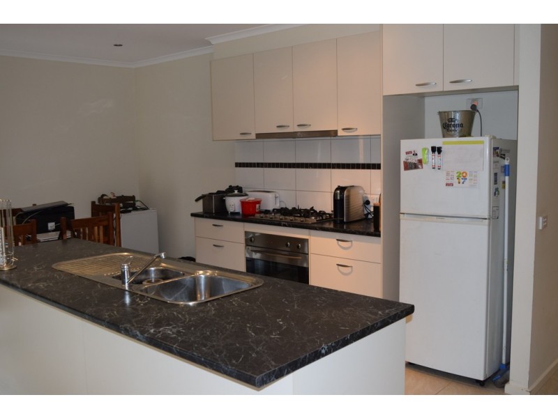 73 Vincent Boulevard, Trafalgar VIC 3824