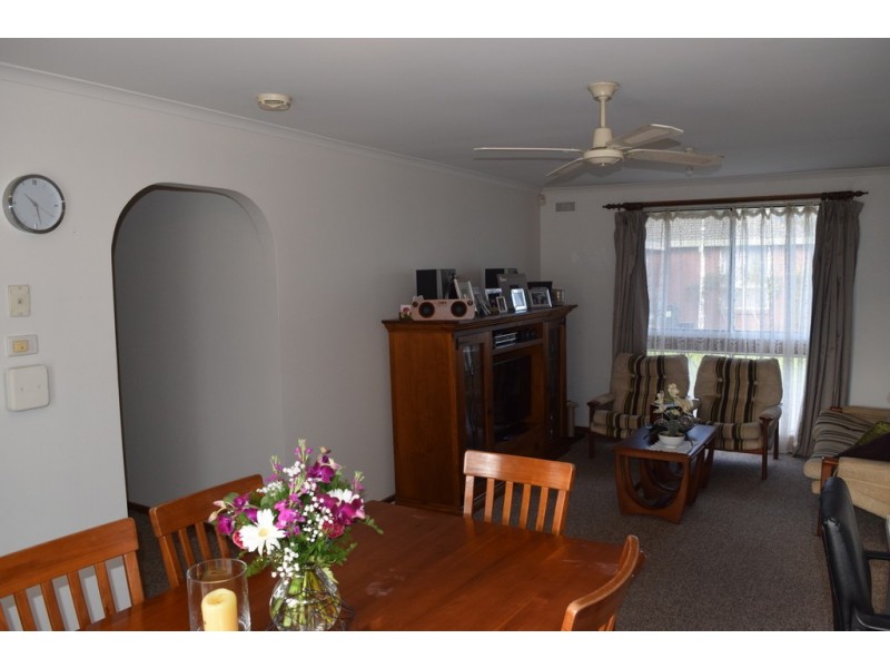 3/2 Evans Street, Trafalgar VIC 3824