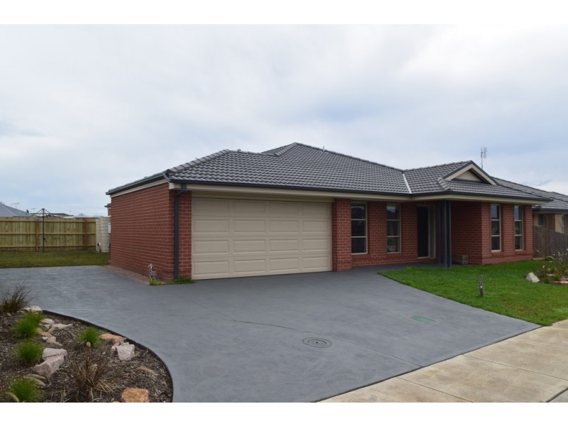 55 Davey Drive, Trafalgar VIC 3824