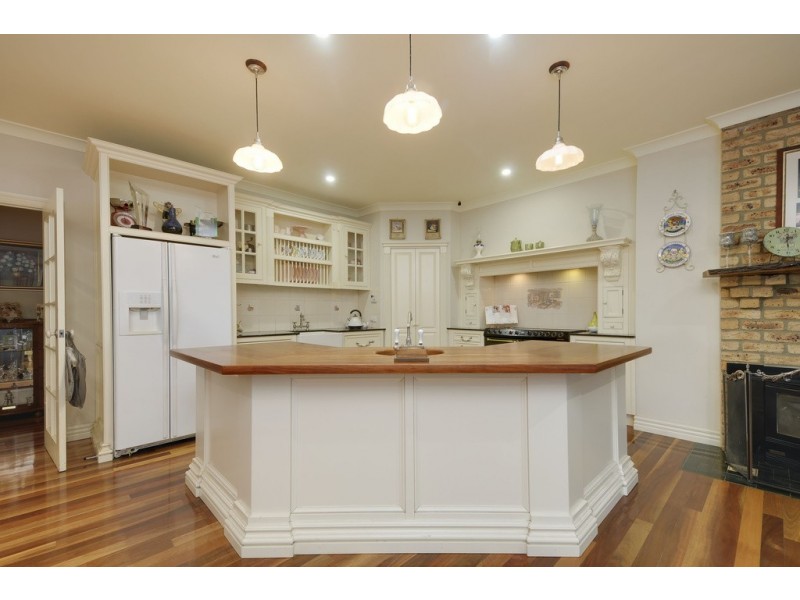 165 Melaleuca Drive, Trafalgar East VIC 3824