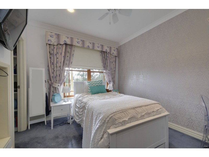 165 Melaleuca Drive, Trafalgar East VIC 3824