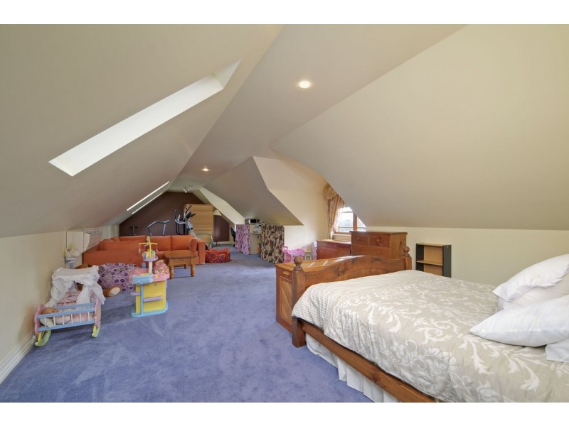 165 Melaleuca Drive, Trafalgar East VIC 3824