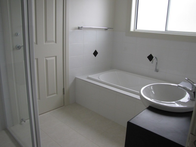 Unit 1/21 High Street, Moe VIC 3825