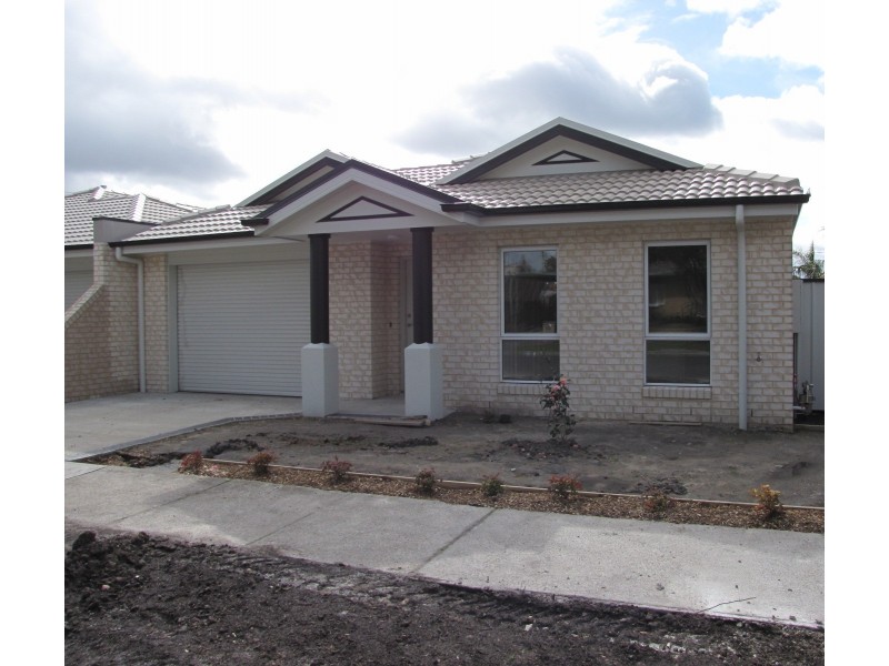 Unit 2/21 High Street, Moe VIC 3825