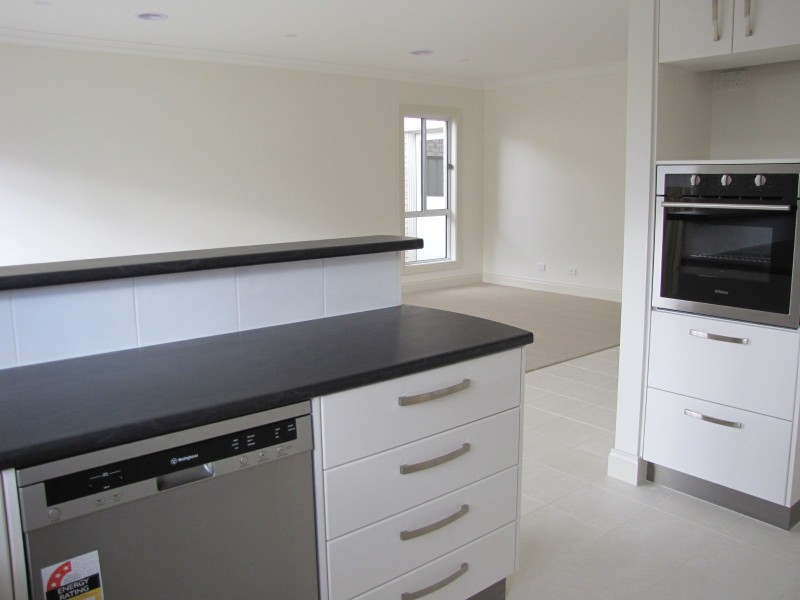 Unit 3/21 High Street, Moe VIC 3825