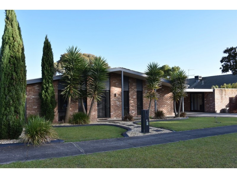 8 Morgan Court, Moe VIC 3825