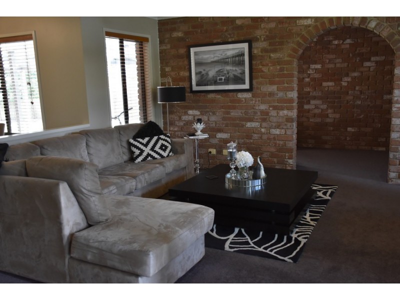 8 Morgan Court, Moe VIC 3825