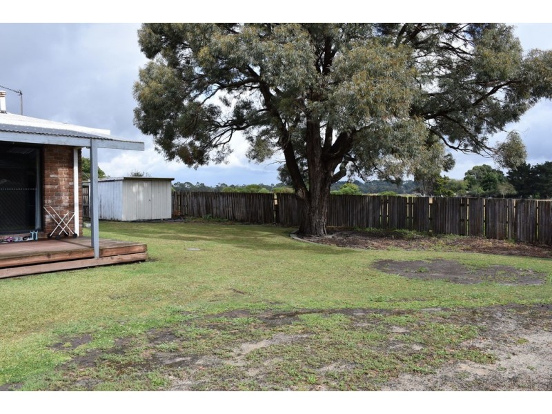 8 Morgan Court, Moe VIC 3825