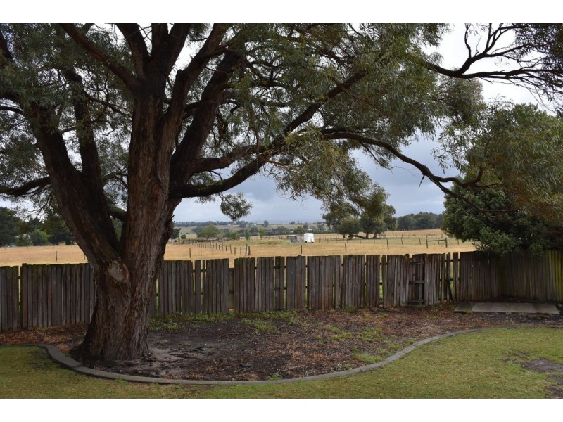 8 Morgan Court, Moe VIC 3825