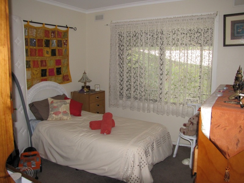 2/45 Smallburn Avenue, Newborough VIC 3825