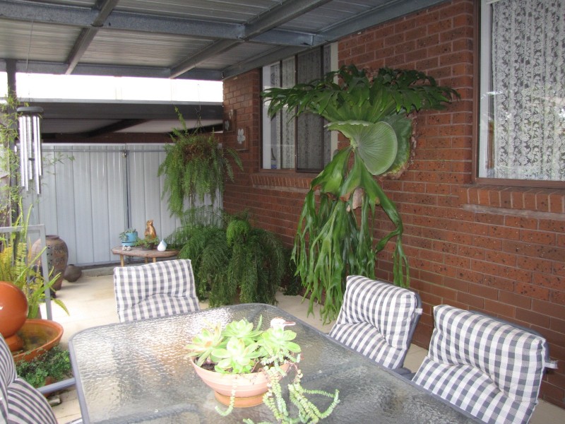 2/45 Smallburn Avenue, Newborough VIC 3825