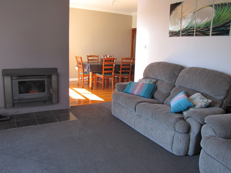 22 Cross Street, Newborough VIC 3825