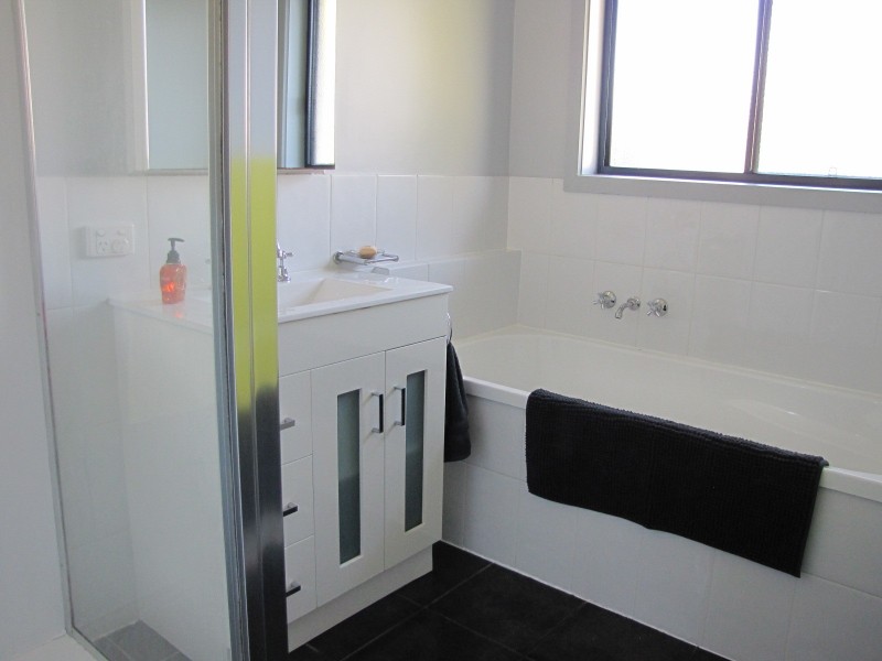 22 Cross Street, Newborough VIC 3825
