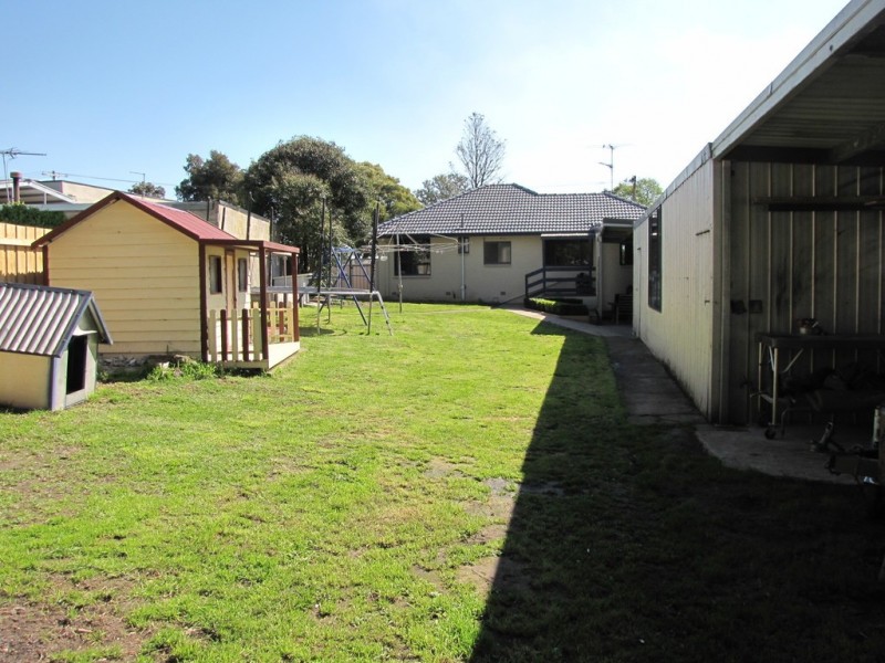 22 Cross Street, Newborough VIC 3825