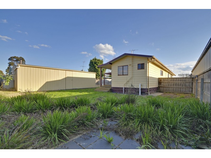 16 Stearman Street, Newborough VIC 3825