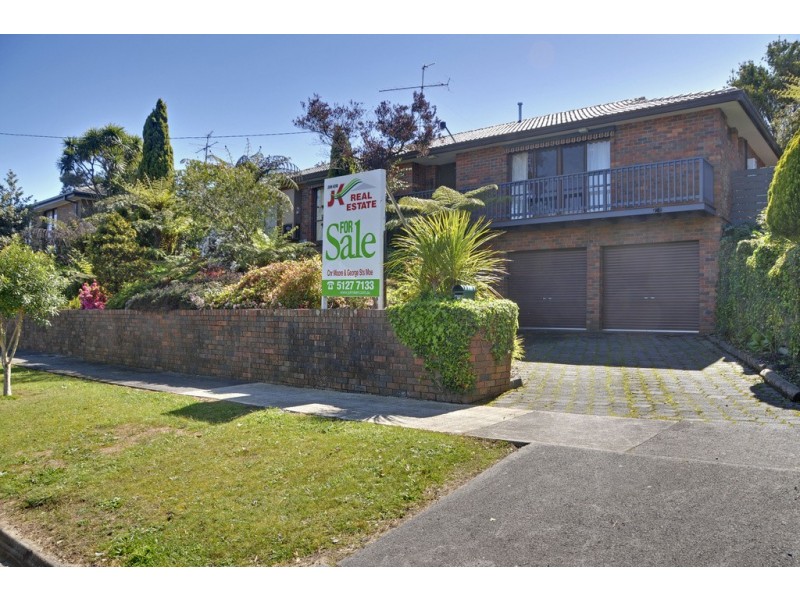 8 Smallburn Ave, Newborough VIC 3825