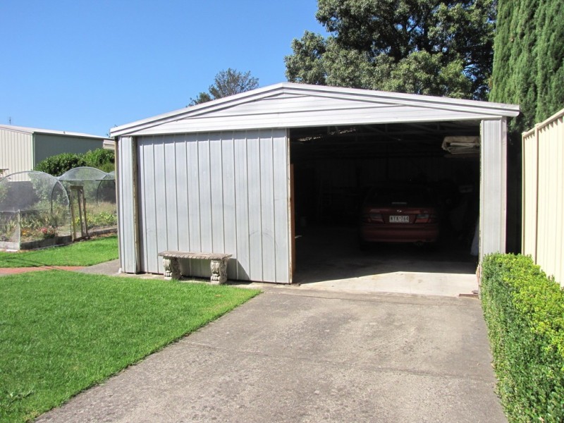 153 Lloyd Street, Moe VIC 3825