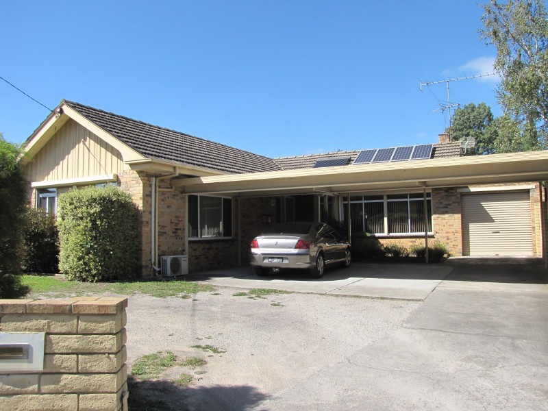 153 Lloyd Street, Moe VIC 3825