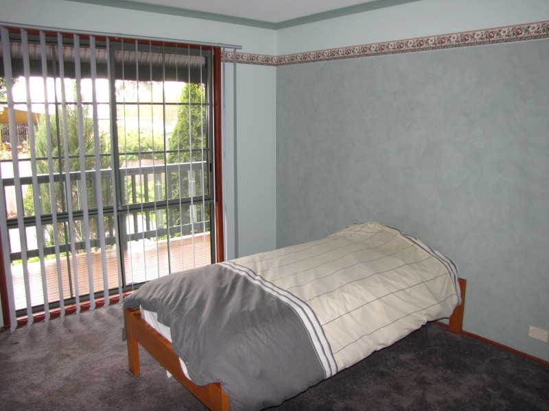 47 Scorpio Drive, Moe VIC 3825
