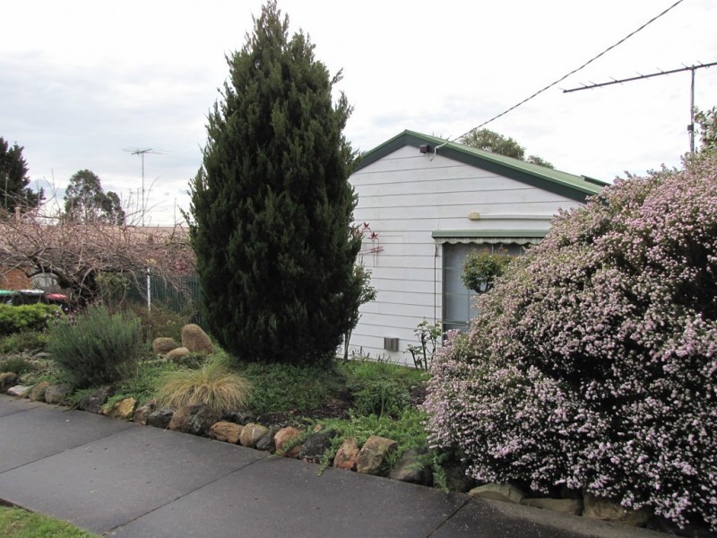 47 Scorpio Drive, Moe VIC 3825