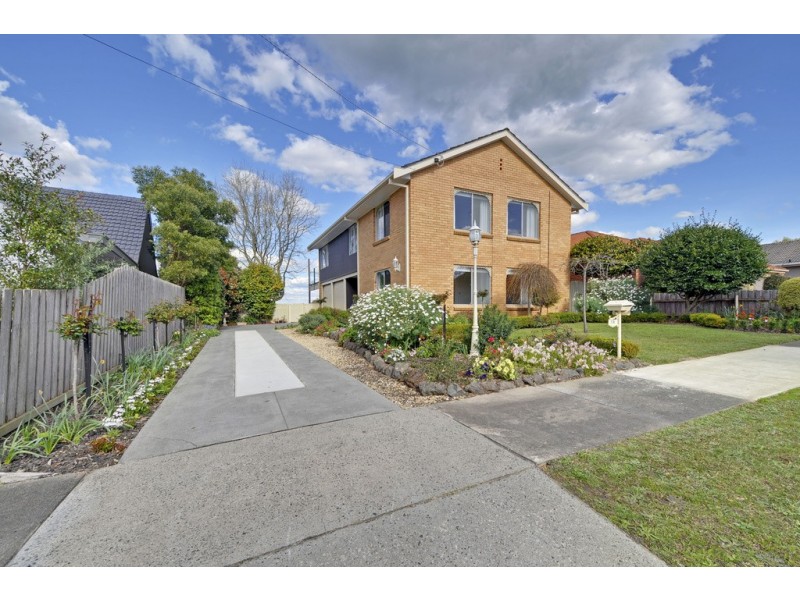 19 Lisle Street, Moe VIC 3825