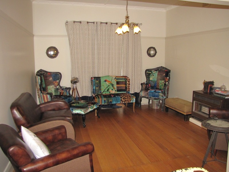 27 Fowler Street, Moe VIC 3825