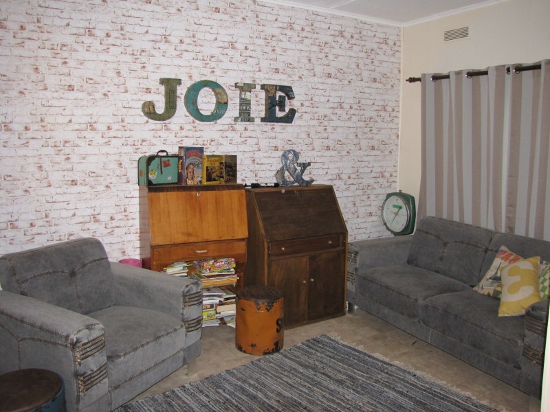 27 Fowler Street, Moe VIC 3825