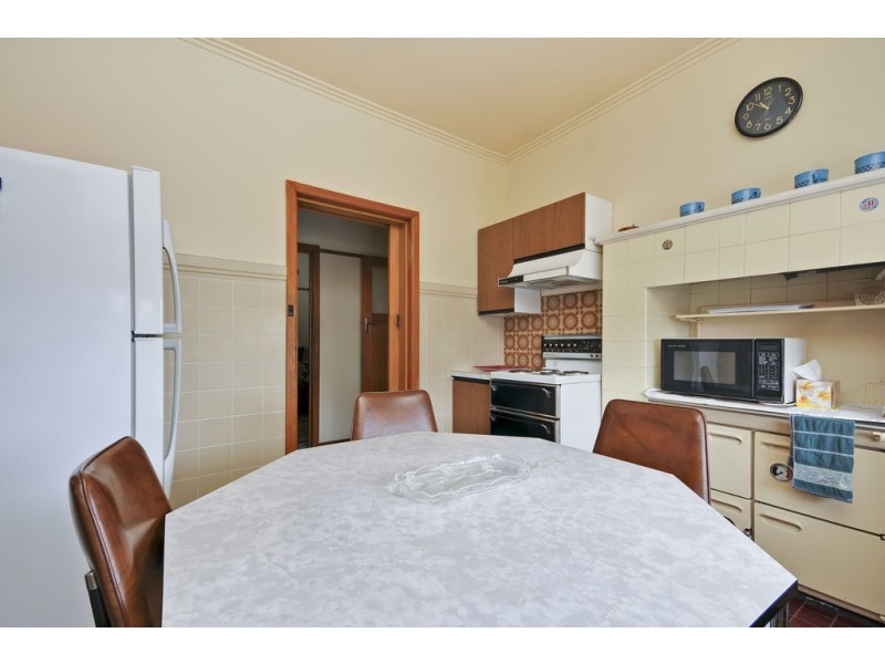 27 Chamberlain Road, Newborough VIC 3825