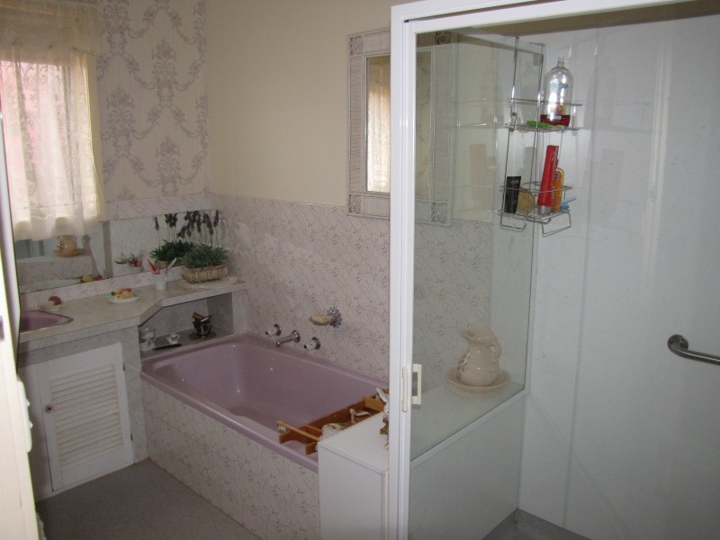 16 Tovell Street, Newborough VIC 3825