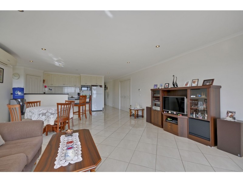 29 Scorpio Drive, Moe VIC 3825