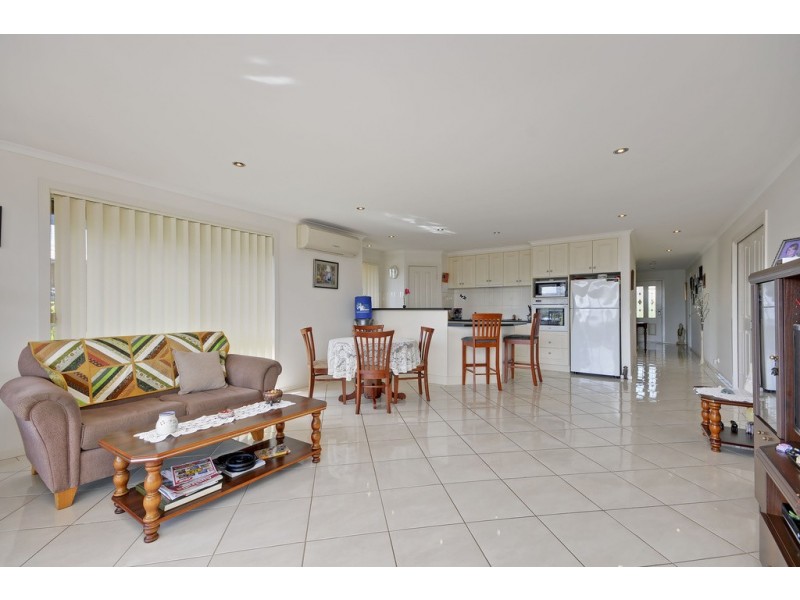 29 Scorpio Drive, Moe VIC 3825