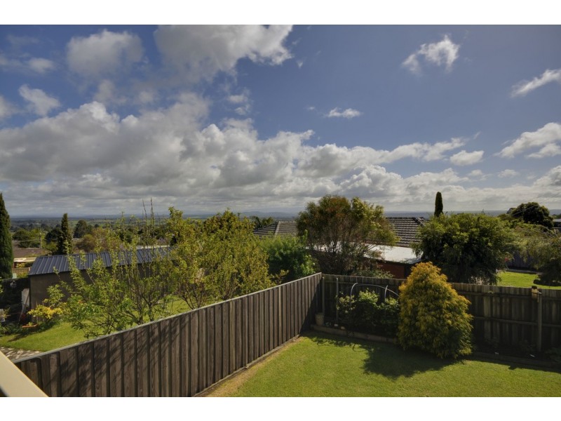 29 Scorpio Drive, Moe VIC 3825