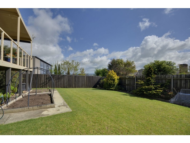 29 Scorpio Drive, Moe VIC 3825