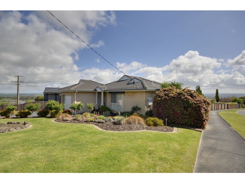 29 Scorpio Drive, Moe VIC 3825