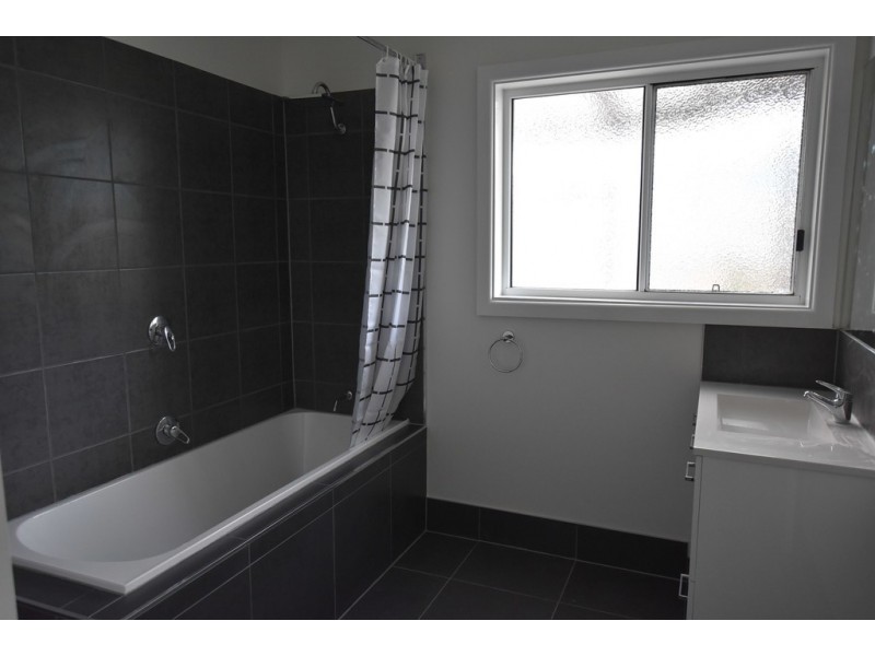 23 Hyland Street, Moe VIC 3825