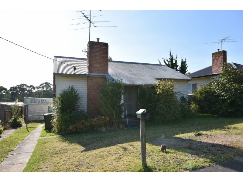 95 Fowler Street, Moe VIC 3825