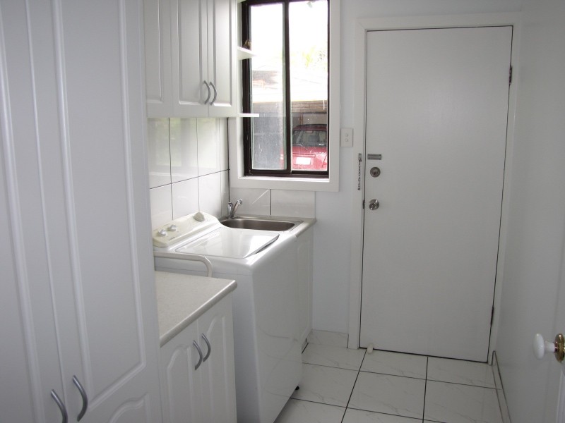 1 Belbrook Street, Newborough VIC 3825