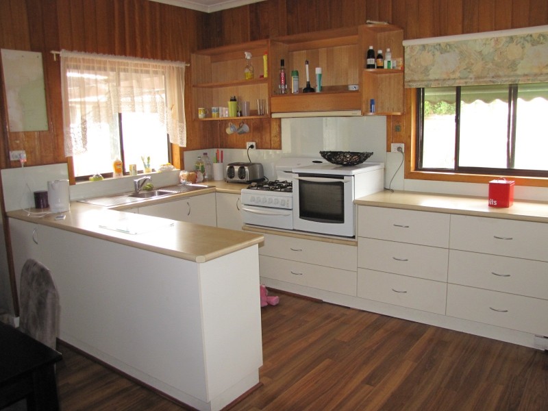 21 Avon Court, Newborough VIC 3825