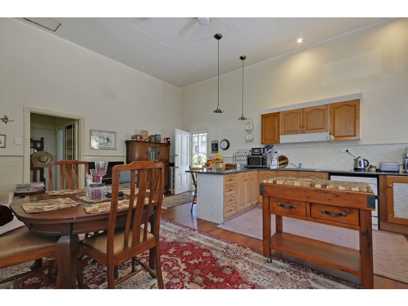 2 Mervyn Street, Moe VIC 3825
