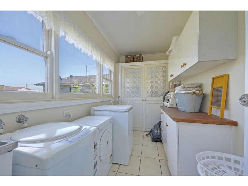 2 Mervyn Street, Moe VIC 3825