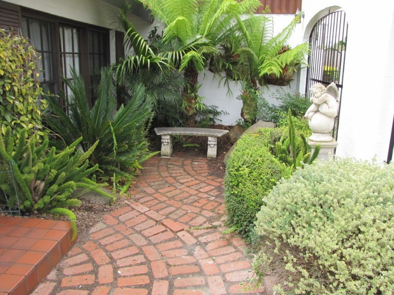 6 Paisley Street, Newborough VIC 3825